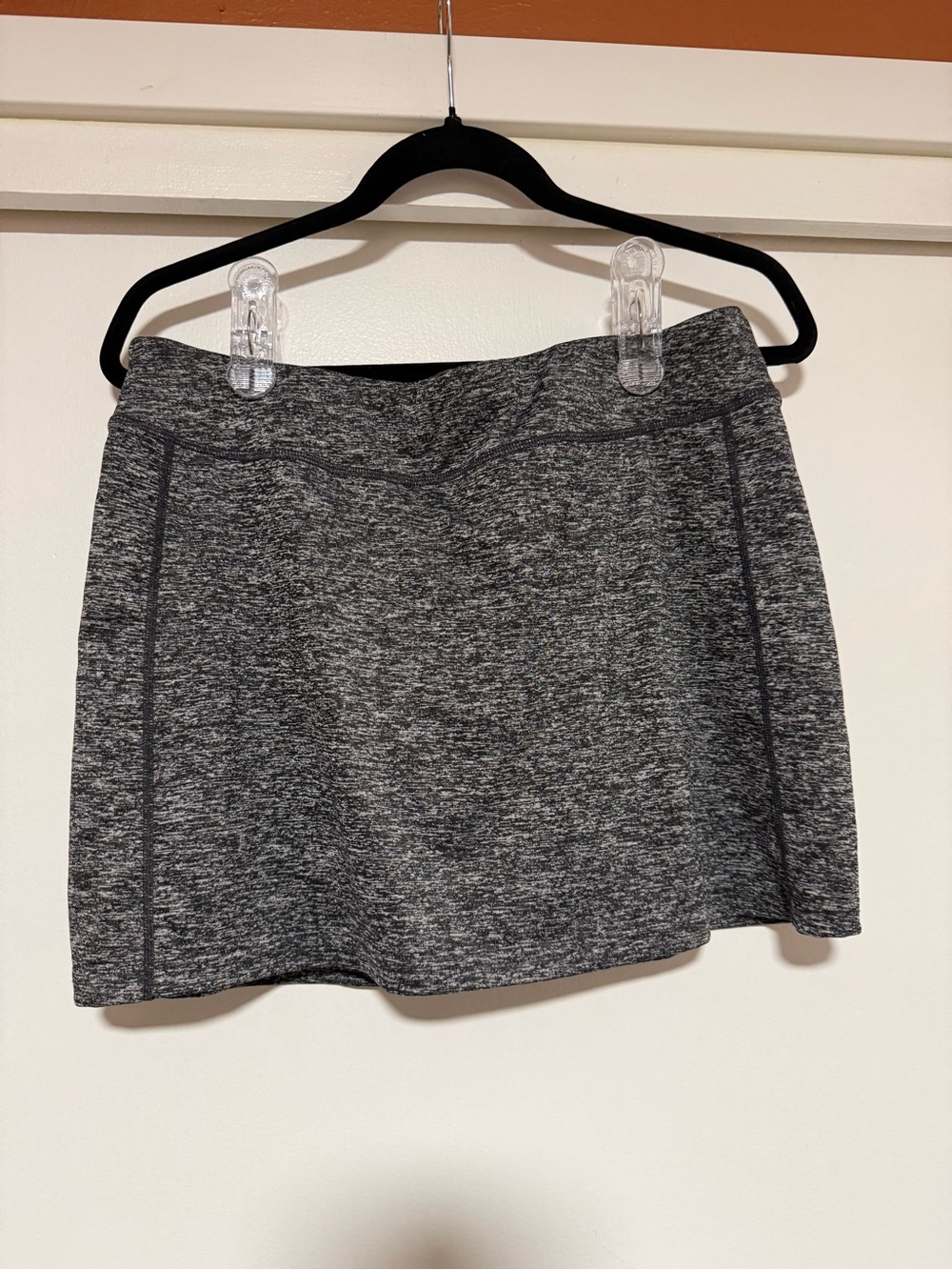 Blevon H Gray Heather Active Mini Skort